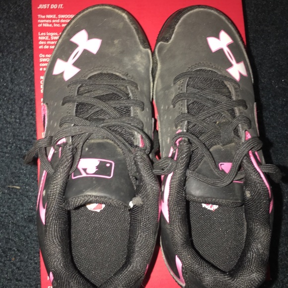 Underarmour cleats - Picture 2 of 3